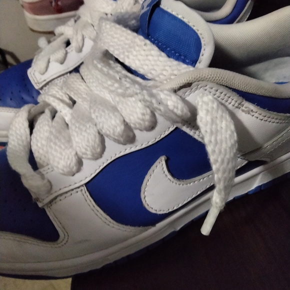 Nike Kids' White and Blue Sneakers - Picture 1 of 7